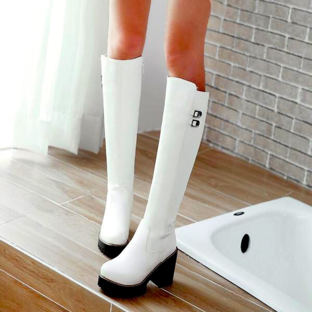 Women’s knee-high NWT white size EU 40